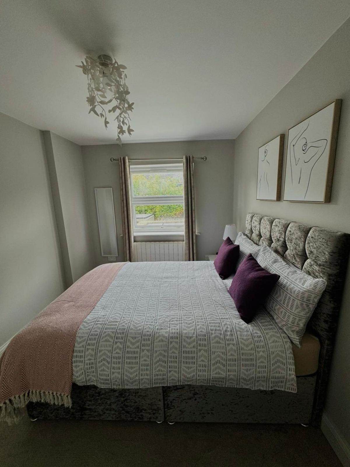 Brentford Guest Rooms Exterior photo